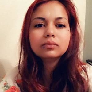 Meet your Posher, Elena